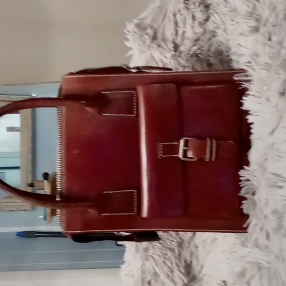 Vintage leather Gap purse - Picture 2 of 4